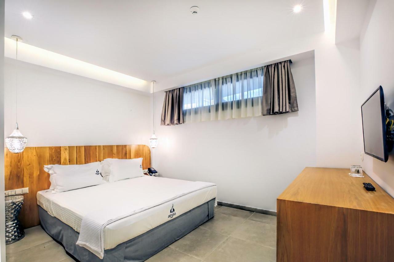 Senso Suites Néa Péramos Екстериор снимка